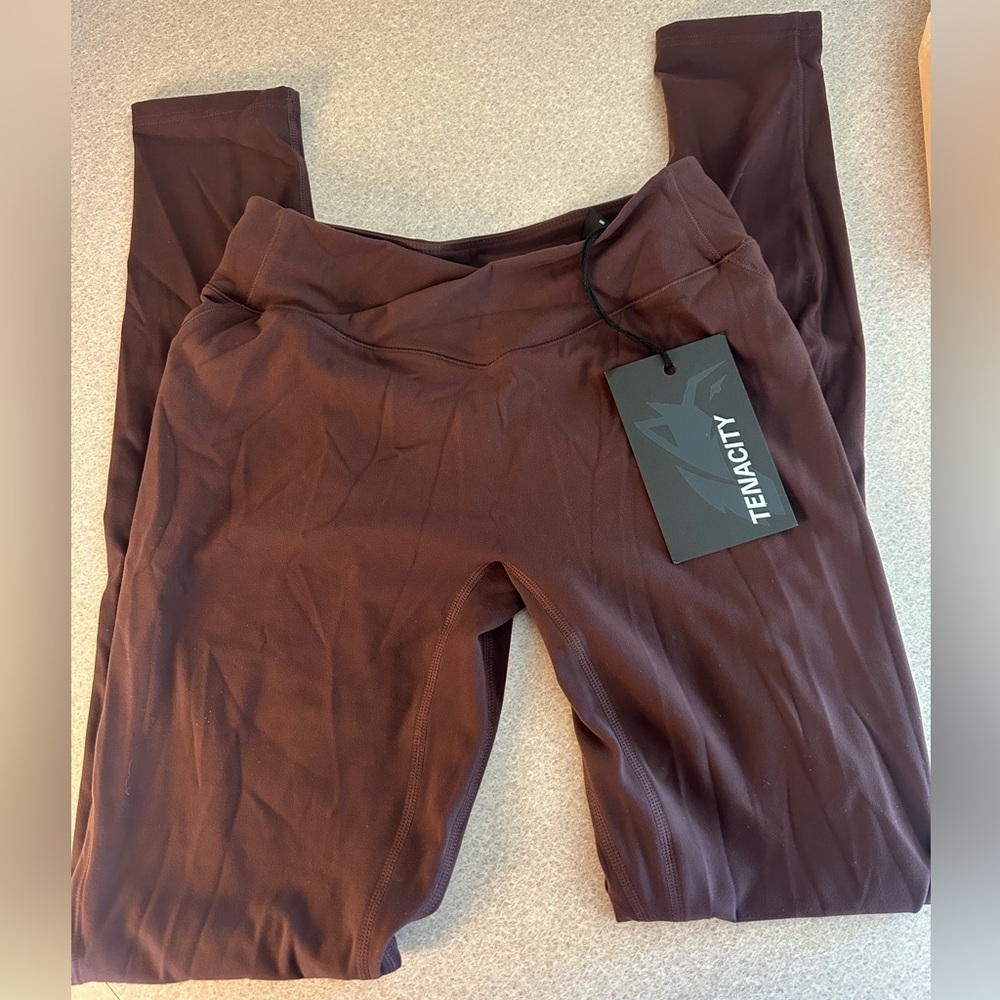 Alphalete Women's Legging in Cashmere